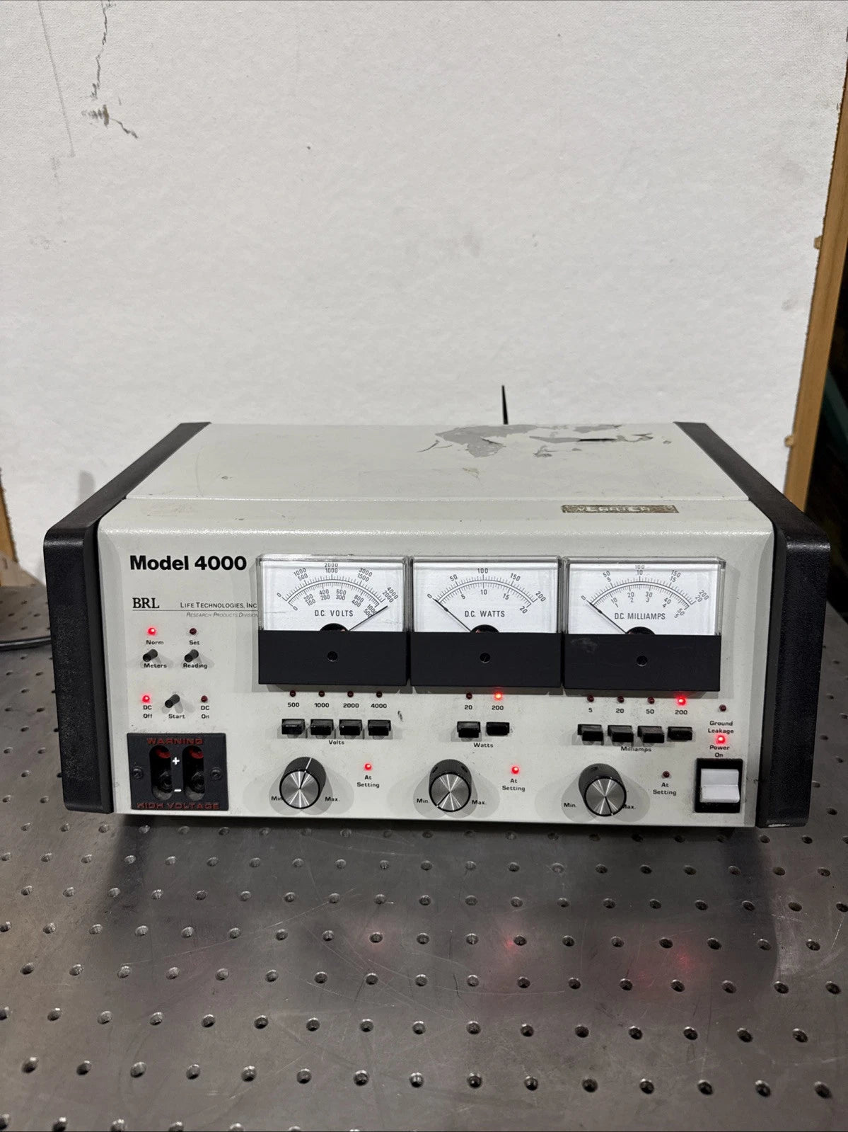BRL 4000 VDC AMPLIFIER