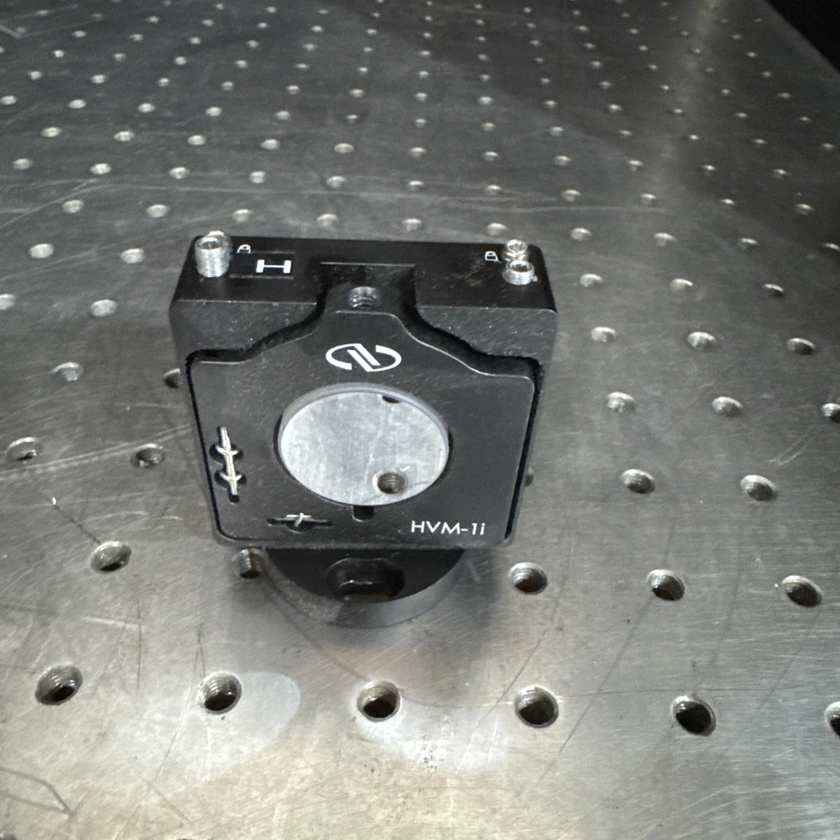 Newport HVM-1i Industrial Vertical Drive Kinematic 1" Optical Mount, laser optic