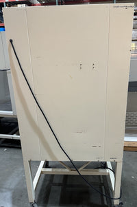 NuAire NU-201-330 3ft Horizontal Laminar Flow Clean Bench Hood 115V Used