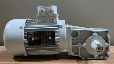 LENZE EN60034, 32699, GKR03-2M HAK 063C42, MDEMARS 063-42C0U MOTOR