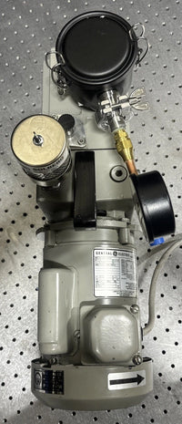 Leybold Trivac D4A rotary vane vacuum pump, Model D4A, GE 115/230 VAC, 50/60 Hz