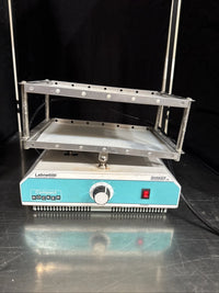 Labnet Shaker 25 Compact Rocker- S2025
