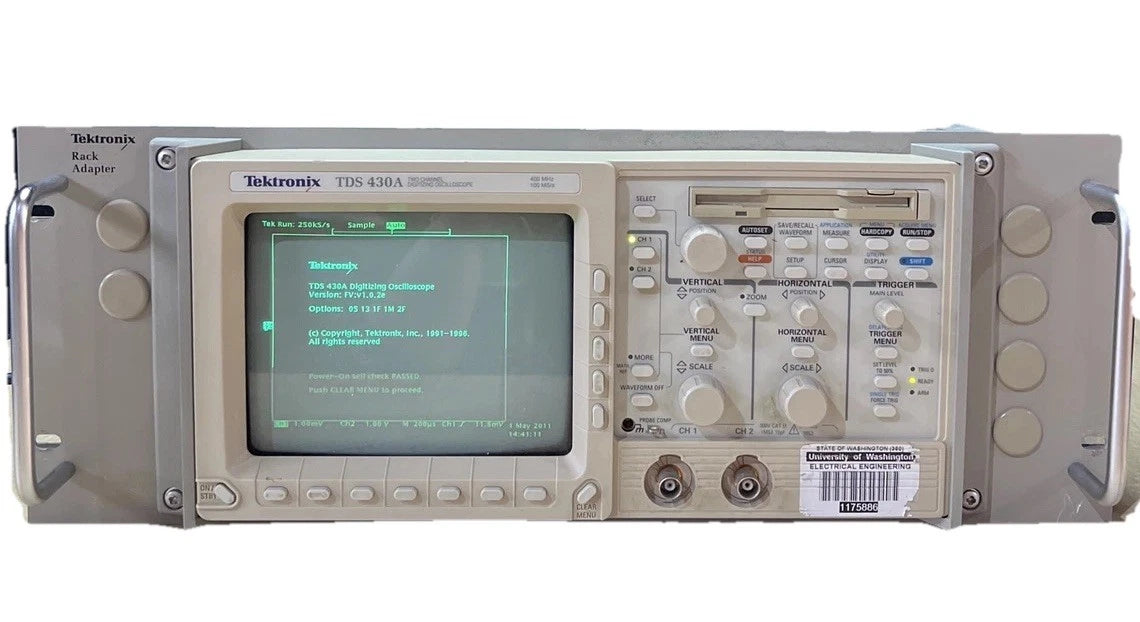 Tektronix TDS 430A Two Channel 400MHz 100MS/s Digitizing Oscilloscope Working