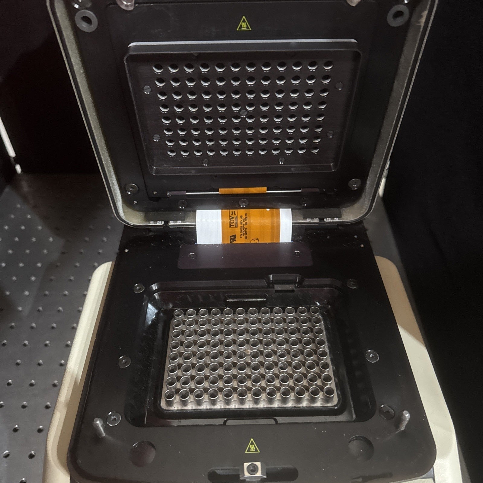 Bio-Rad DNA Engine PTC 200 RT-PCR System w/ 96-Well Chromo4 Alpha Block