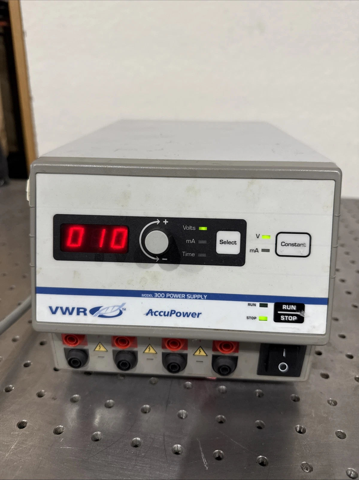 VWR AccuPower 300 Power Supply Made in USA