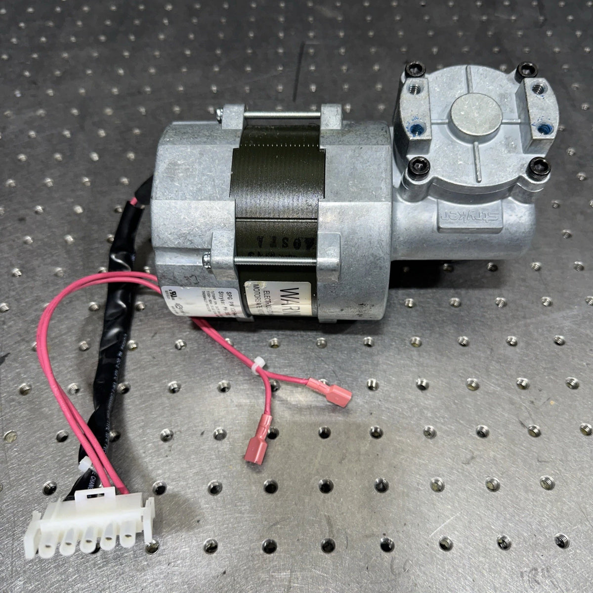 Stryker 3003-016-601 −Surg Bed Fowler Driver Motor Geardrive Assy
