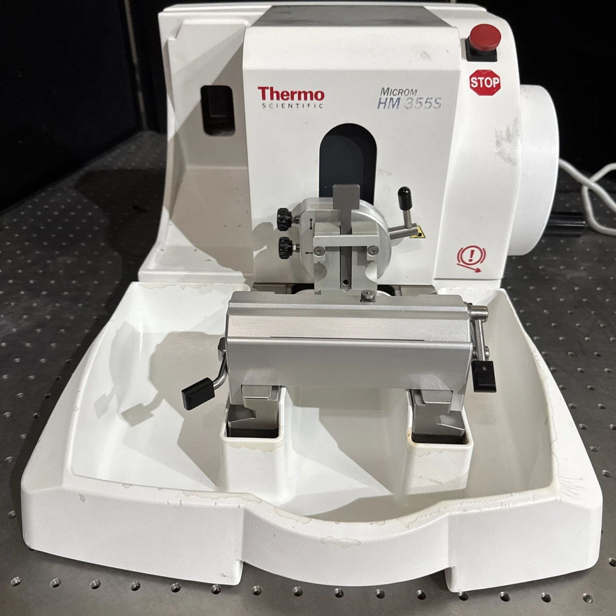 R197922 Thermo MICROM HM 355 S Electronic Rotary Microtome HM355S No Controller