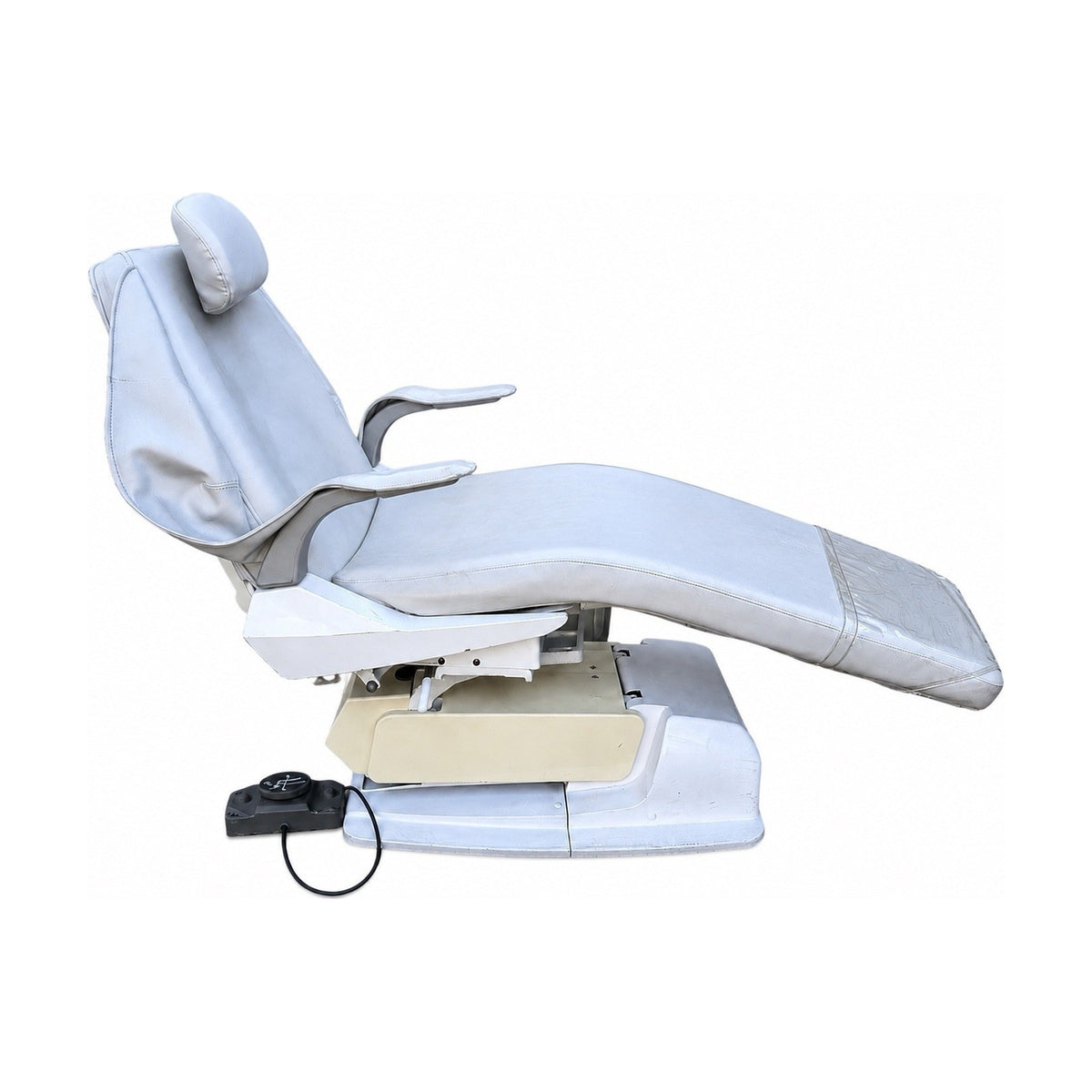 Belmont X-Calibur Powered Patient Chair Model B 115V w/ Foot Control