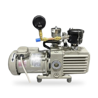 Leybold Trivac D4A rotary vane vacuum pump, Model D4A, GE 115/230 VAC, 50/60 Hz